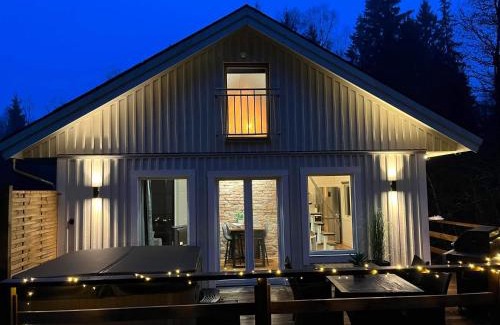 Ulricehamn Municipality Apartment | Pinebo Palace Guesthouse