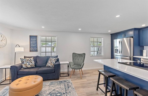 Sarasota Apartment | Pinecraft Paradise ~ Secluded Apt in central SRQ!