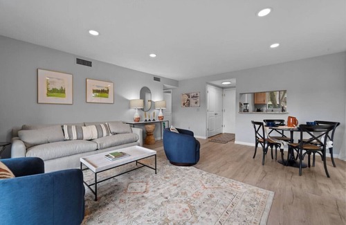 Pinehurst Apartment | Pinehurst - Lakeview 2BR w/pool