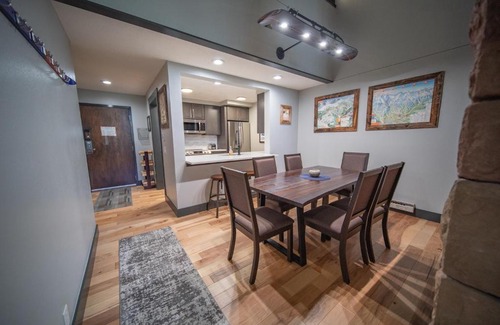 Keystone House | Pines 2057