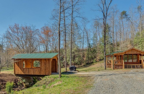 Rutherfordton Cabin | Piney Knob Cabin 15 Min To Lake Lure - 30 Min To Tiec - Hot Tub - Stocked Pond
