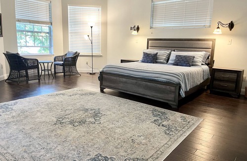 Dogwood House | Piney Woods Retreat on the Lake