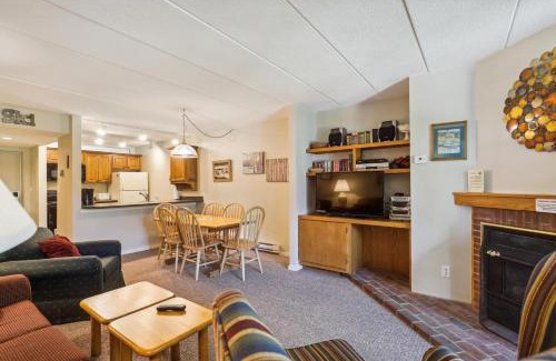 Killington House | Pinnacle E09