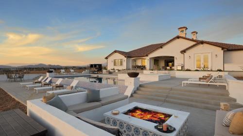 Temecula Villa | Pinot Point by AvantStay Massive Estate 10 mins from Temecula Wineries