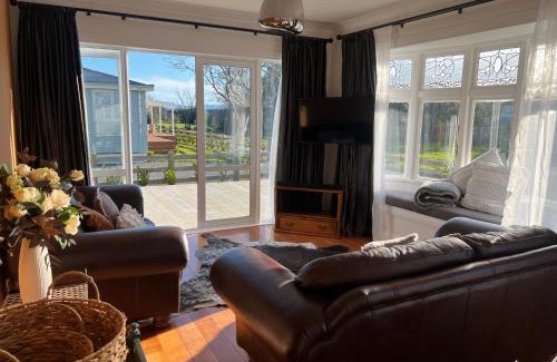 Martinborough Resort | Pinot Villas