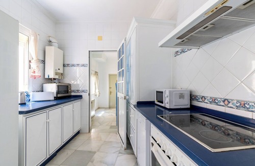 Cantillana Apartment | Pintor Ocaña 3 - Two Bedroom Apartment, Sleeps 4