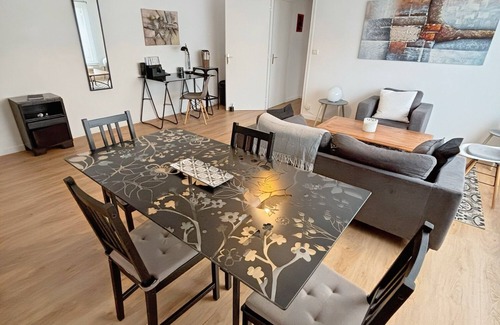 Saint-Brieuc Apartment | Pinvidik apartment with private parking close to city center and train station