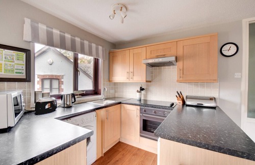 Beer Apartment | Pioneer Apt No 3 - Two Bedroom Apartment, Sleeps 4
