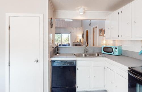 Avon House | Piper's Nest AV927