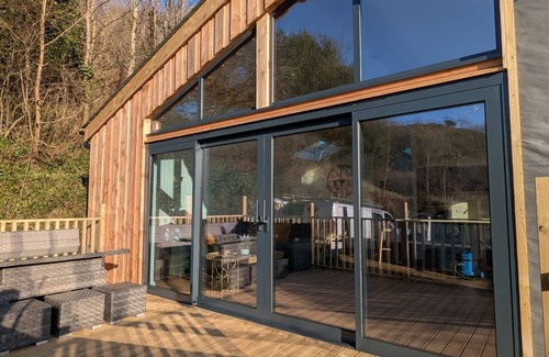 Combe Martin House | Pipistrelle Barn - sleeps 6 guests in 3 bedrooms