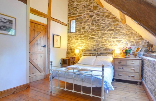 Llanwrda House | Pipistrelle in the beautiful Crugybar