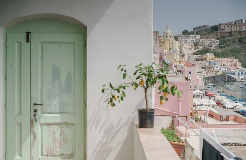 Licola House | Piscārĭa, Procida