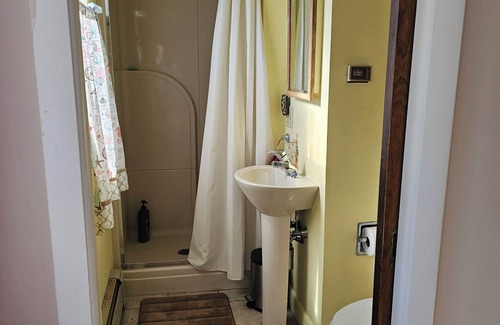 Dover Apartment | Piscataqua River Waterfront Studio, swimming pool and dock for kayaks and SUPS