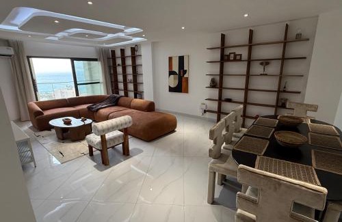 Yof Apartment | Piscine à débordement, Rooftop, Vue Mer & Babyfoot