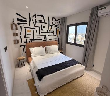 Yof Apartment | Piscine à débordement, Rooftop, Vue Mer & Babyfoot