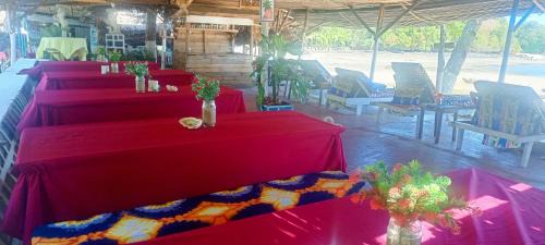 Ambaro House | Piscine bimoko