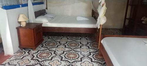 Ambaro House | Piscine bimoko