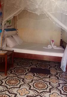 Ambaro House | Piscine bimoko