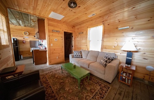 Pisgah Forest Cabin | Pisgah Adventure Cabin. Biking and hiking dream!