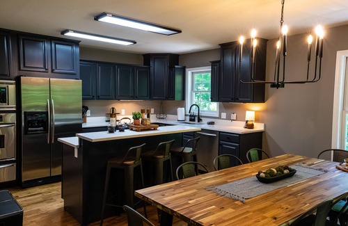Candler Cabin | Pisgah Peaks, our mountain top oasis! Renovated Asheville area modern cabin!