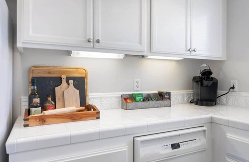 Downtown Condo | Pismo Beachside Retreat off Pomeroy!