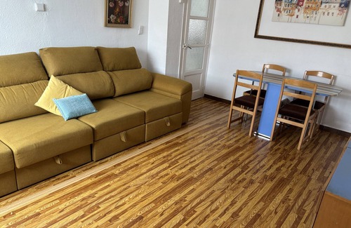 Delicias Apartment | Piso Acogedor Ciudad Jardin , Cerca de la Universidad y del Hospital Clínico