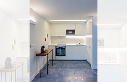 Encarnacao Apartment | Piso Azul Premium Apartments - Apt 1 by LovelyStay