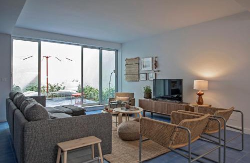 Encarnacao Apartment | Piso Azul Premium Apartments in Bairro Alto by LovelyStay