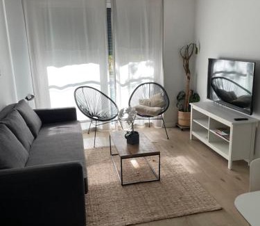 Moncloa-Aravaca Apartment | PISO CENTRICO CON PATIO PRIVADO