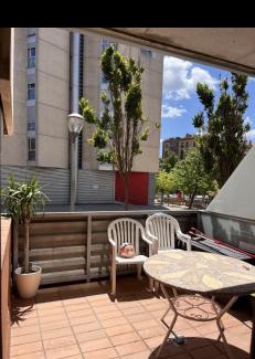 Sabadell House | Piso centro Sabadell 2 pax