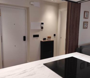 Leon Apartment | Piso Palomera, 6 by pisoschulospuntoes