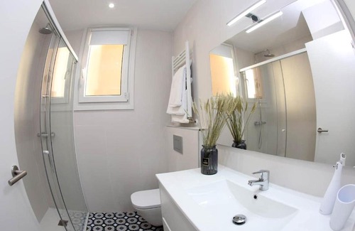 Casco Viejo Apartment | Piso Reformado a 2 Min del Casco Viejo Con Garaje Gratis