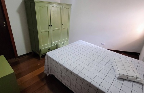 Sao Paulo House | PIT STOP: Suite with Double Bed (Private Bathroom)