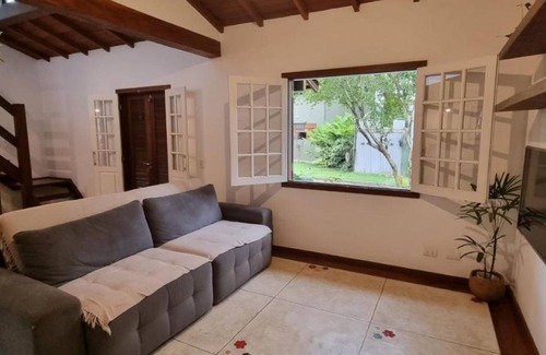 Mambucaba House | Pitanga Paraty no Condomínio Perequê-açu
