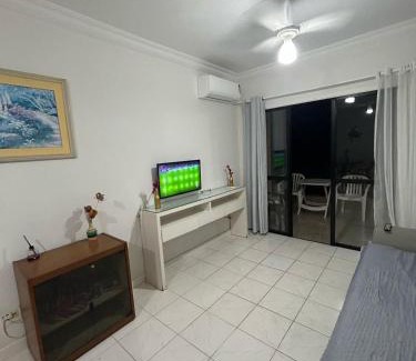 Pitangueiras Apartment | Pitangueiras 100 m da praia 2vagas de garagem e serviço de praia