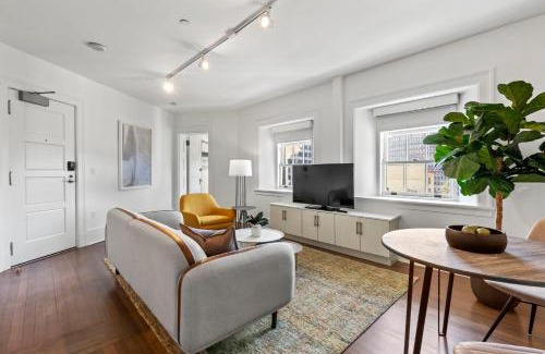 Dupont Circle Apartment | Placemakr Dupont Circle