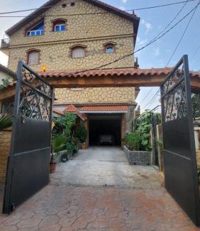 Souk El Tenine Apartment | Plage à 1km! Appartement familial paisible avec vue sur MER et MONTAGNE, idéal pour des vacances relaxantes
