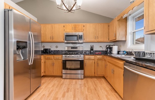 Fox Valley House | Plainfield FHS Rental