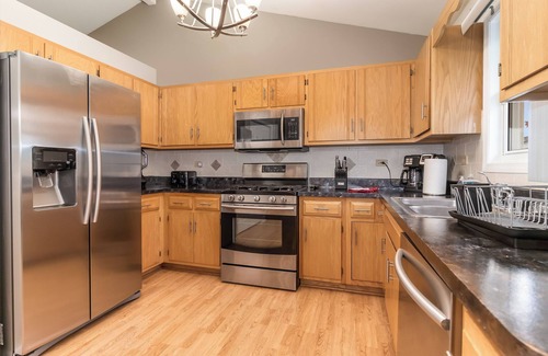Fox Valley House | Plainfield FHS Rental