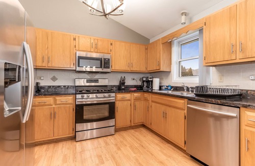 Fox Valley House | Plainfield FHS Rental