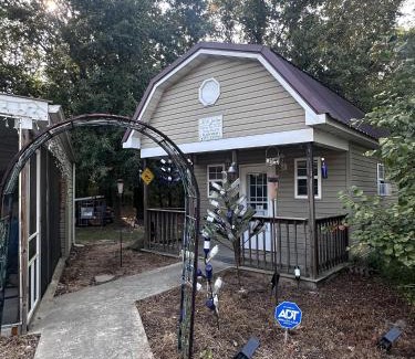 Plainview House | Plainview Vineyard Retreat Sleeps 8