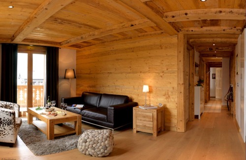 Chamonix City Centre Apartment | Planards - an apartment that sleeps 6 guests in 3 bedrooms