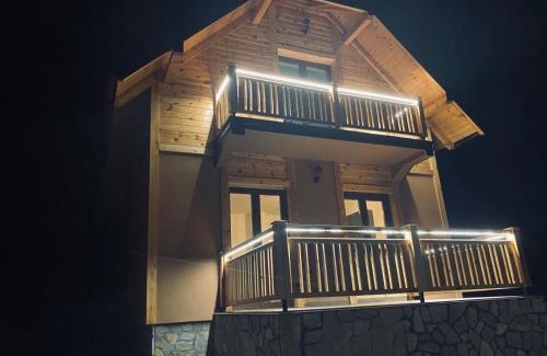Konjska Reka House | Planinska kuća Srna