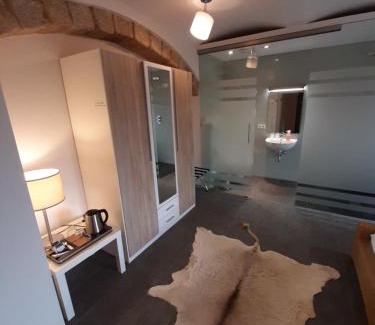 Hosterwitz House | Plantagengut Hosterwitz