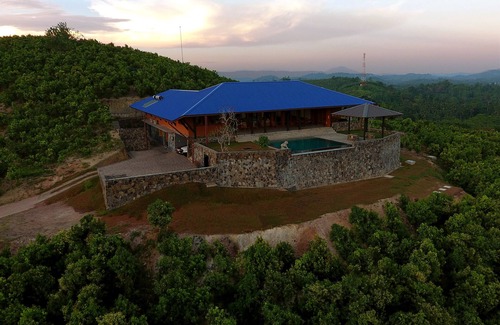Malimbada Villa | Plantation Bungalow, A Division Makuludola Estate (Cinnamon & Rubber Plantation)