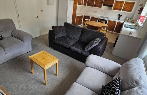 Mynydd Isa Apartment | Plas Bellin Apartments