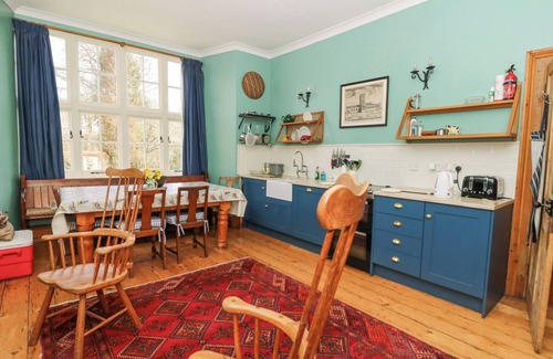 Fishguard Cottage | PLAS PONTFAEN, pet friendly, with open fire in Newport, Pembrokeshire