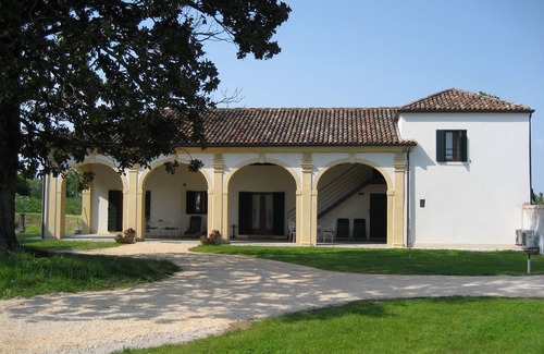 Olmo di Mira Apartment | Platano, charming residence in the Barchessa of Venetian Villa: Villa Pastori