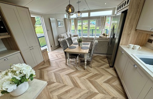 Aberystwyth House | Platinum 2 Bed Spa Slps 4 (Pet)