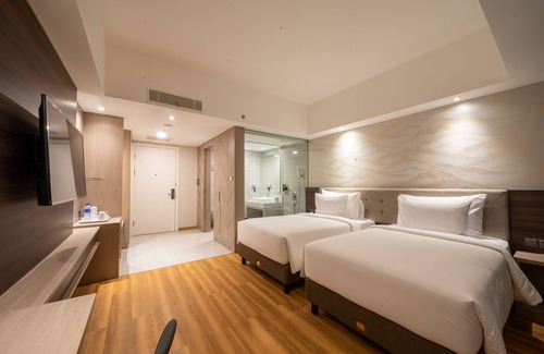 Surabaya Hotel | Platinum Hotel Tunjungan Surabaya